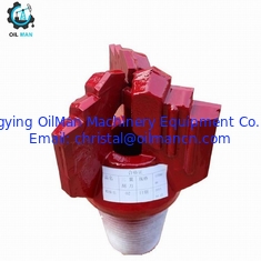 3 ailes PDC Drag Bits Puits de forage d'eau Bits de carbure de tungstène Insérer Drag Bit