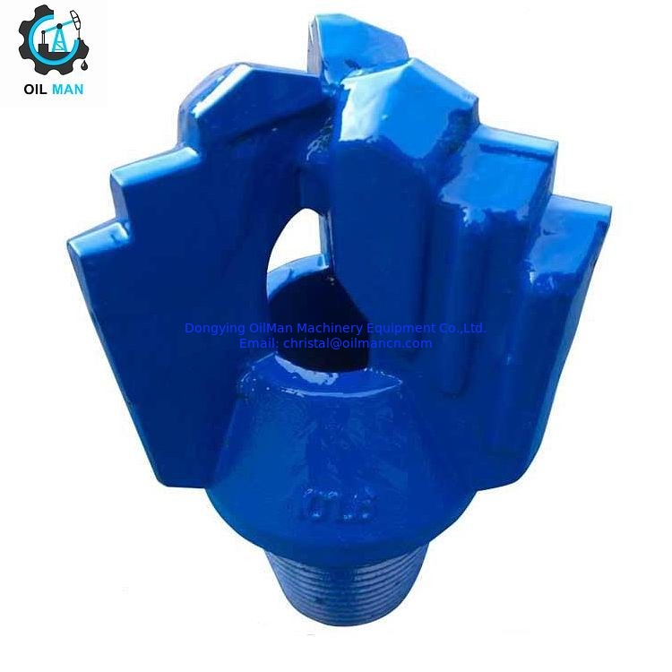 6 à 12 pouces 3 ailes pas de puits d'eau de forage Drag Bit avec du carbure de tungstène API 3 1/2 " REG fil de broche